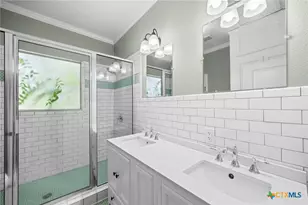 617 N Beal St, Belton, TX 76513 - Photo 30