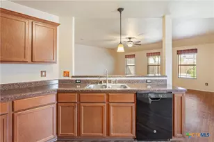 2002 Jefferson Ct, Belton, TX 76513 - Photo 6