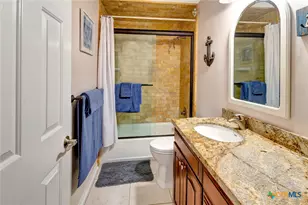 617 Brocton St, Victoria, TX 77904 - Photo 4