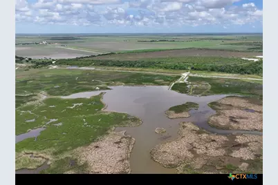 57 Tillery, Port Lavaca, TX 77979 - Photo 18