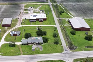 57 Tillery, Port Lavaca, TX 77979 - Photo 6