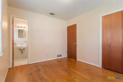 905 S 40th Street, Temple, TX 76501 - Photo 14