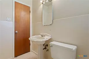 905 S 40th St, Temple, TX 76501 - Photo 20