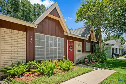 740 Willowick Drive, Port Lavaca, TX 77979 - Photo 2