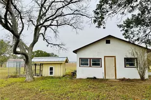 1696 E Fm 884, Yorktown, TX 78164 - Photo 4