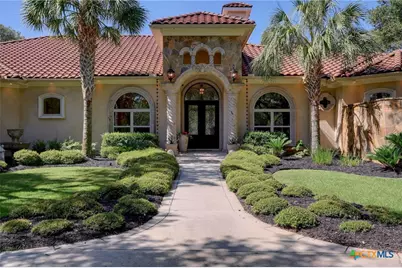 10210 Oak Forest Way, New Braunfels, TX 78132 - Photo 2