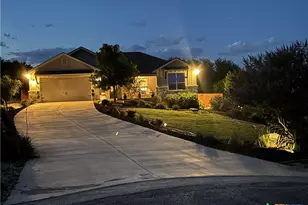 192 Yucca Dr, Canyon Lake, TX 78133 - Photo 2