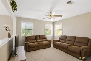 610 Basswood St, Victoria, TX 77904 - Photo 20