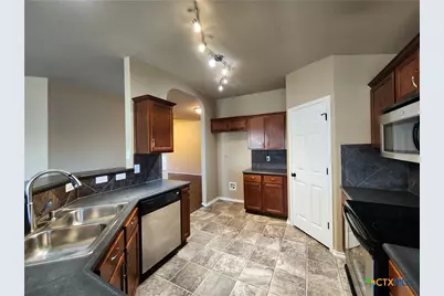246 Crane Crest Drive, New Braunfels, TX 78130 - Photo 14