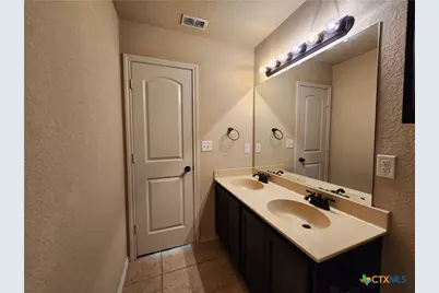 622 Creekside Circle, New Braunfels, TX 78130 - Photo 18