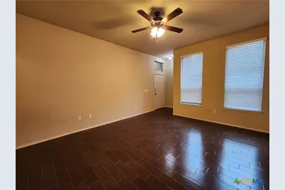622 Creekside Circle, New Braunfels, TX 78130 - Photo 2