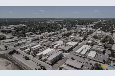 130 E Main Street, Cuero, TX 77954 - Photo 16