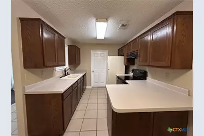 1642 W County Line Road, New Braunfels, TX 78130 - Photo 12