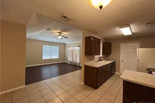 1642 W County Line Rd, New Braunfels, TX 78130 - Photo 10