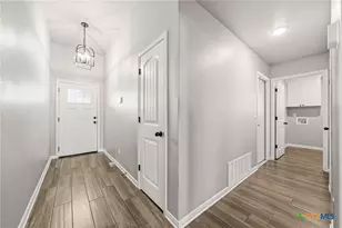 8303 Grayson Trl, Killeen, TX 76542 - Photo 18