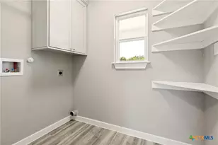 768 Burges St, Seguin, TX 78155 - Photo 18