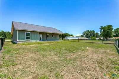 768 Burges Street, Seguin, TX 78155 - Photo 32