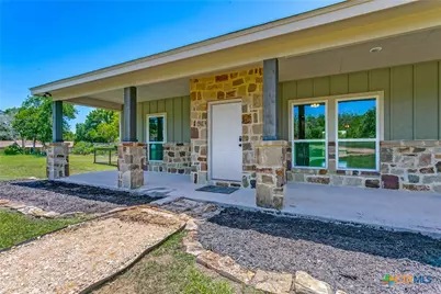768 Burges Street, Seguin, TX 78155 - Photo 4