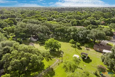404 Blyth Road, Victoria, TX 77904 - Photo 12