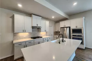 1647 Stone House, New Braunfels, TX 78132 - Photo 10