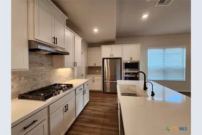 1647 Stone House, New Braunfels, TX 78132 - Photo 8