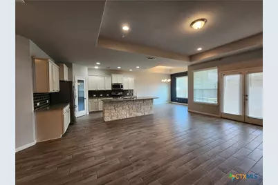 338 Oak Creek Way, New Braunfels, TX 78130 - Photo 6