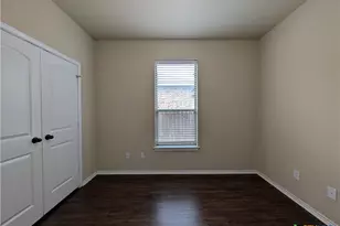298 Rosalie Dr, New Braunfels, TX 78130 - Photo 16