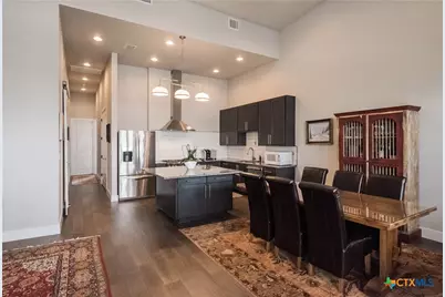 1121 N Academy Avenue #B, New Braunfels, TX 78130 - Photo 2