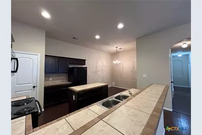 697 Creekside Circle, New Braunfels, TX 78130 - Photo 8