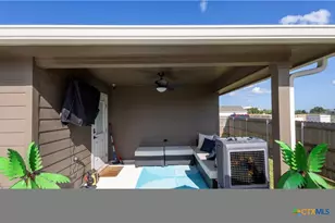 202 Quarry Ln, Cuero, TX 77954 - Photo 8