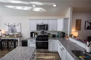 202 Quarry Ln, Cuero, TX 77954 - Photo 12