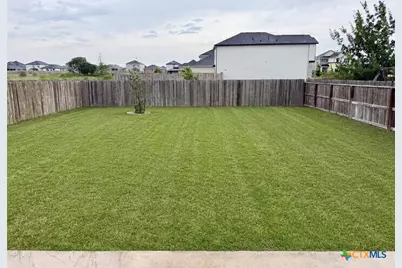 308 Autumn Rouge, New Braunfels, TX 78130 - Photo 2