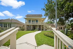117 E Harbor Dr, Port Lavaca, TX 77979 - Photo 14