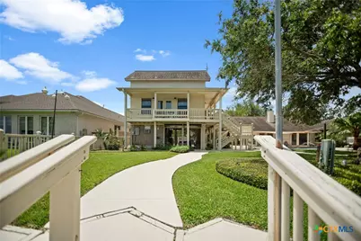 117 E Harbor Drive, Port Lavaca, TX 77979 - Photo 14