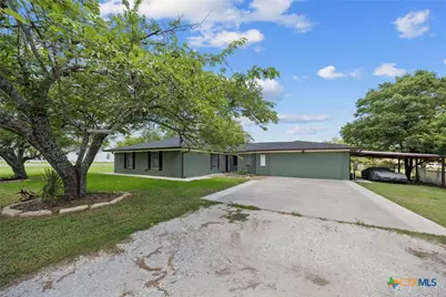 575 W 4th Street, Crawford, TX 76638 - Photo 2