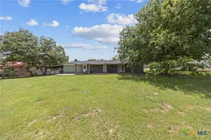 575 W 4th St, Crawford, TX 76638 - Photo 16