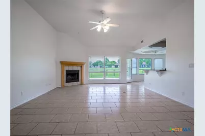 408 Spyglass Street, Marble Falls, TX 78654 - Photo 6