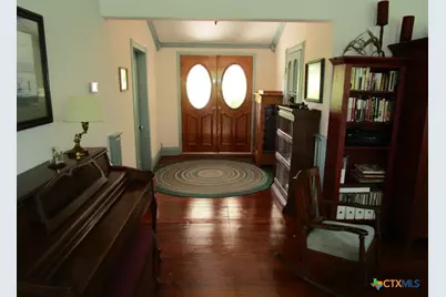 246 E Lincoln Street, New Braunfels, TX 78130 - Photo 32