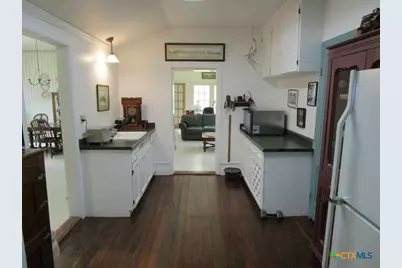246 E Lincoln Street, New Braunfels, TX 78130 - Photo 30