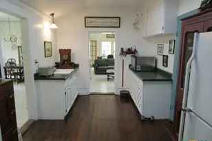 246 E Lincoln St, New Braunfels, TX 78130 - Photo 30