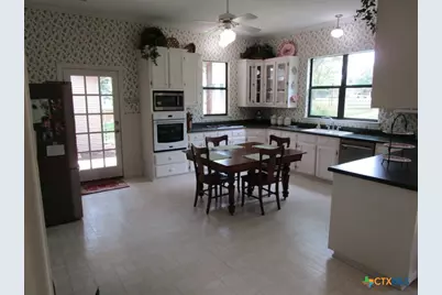 246 E Lincoln Street, New Braunfels, TX 78130 - Photo 28