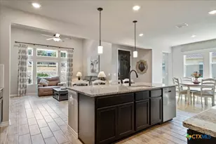 220 Bolivar Wy, San Marcos, TX 78666 - Photo 4