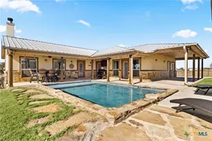 381 Schneider Rd, Seguin, TX 78155 - Photo 1