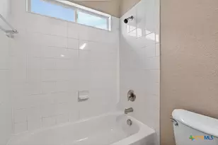 11631 Lemonmint Pkwy, San Antonio, TX 78245 - Photo 12