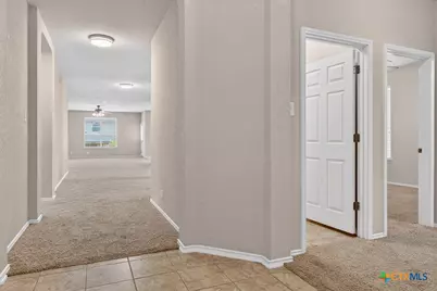 11631 Lemonmint Parkway, San Antonio, TX 78245 - Photo 2
