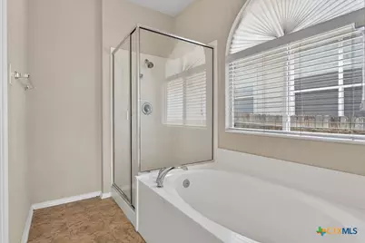 11631 Lemonmint Parkway, San Antonio, TX 78245 - Photo 28