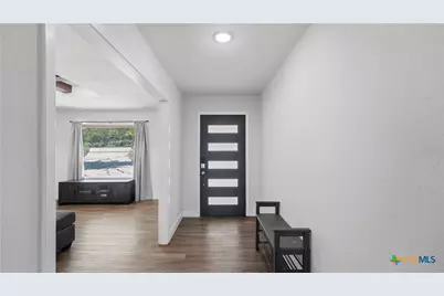 6715 Queens Crown East Street, San Antonio, TX 78233 - Photo 6