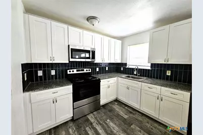 605 N 11th Street, Copperas Cove, TX 76522 - Photo 10