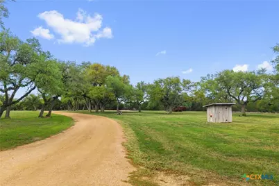 7503 E US Hwy 290, Johnson City, TX 78635 - Photo 22