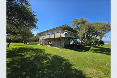 2182 W Bayshore Drive, Palacios, TX 77465 - Photo 38
